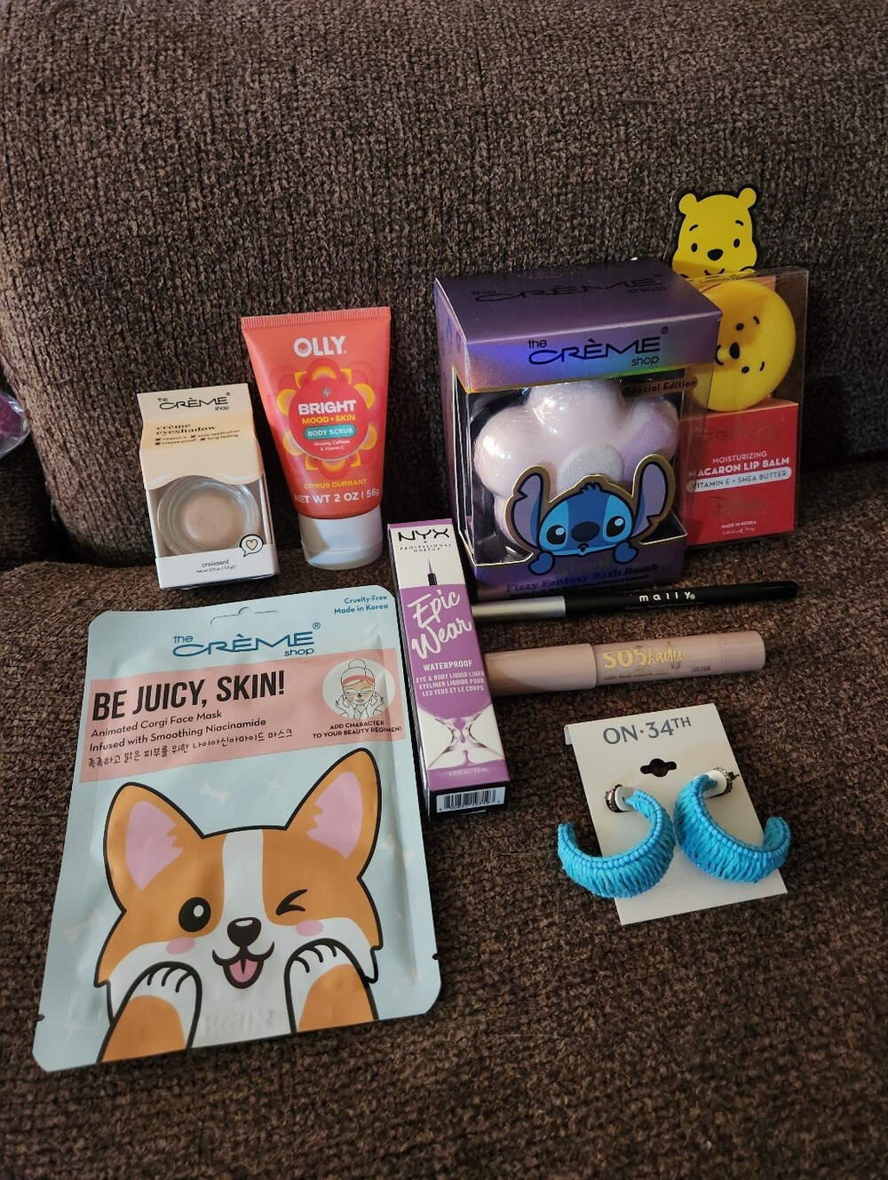 Beauty Makeup Bundle Of 9 Pieces Creme Shop Minnie Stitch Winnie NWT